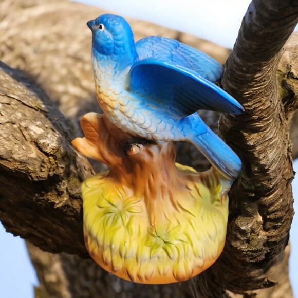 Vintage Porcelain Bluebird Rotating Music Box Chadwick Miller Japan 1972 - Picture 4 of 4